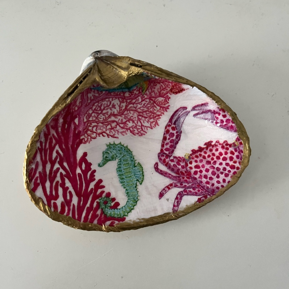 Seashell jewelry dish